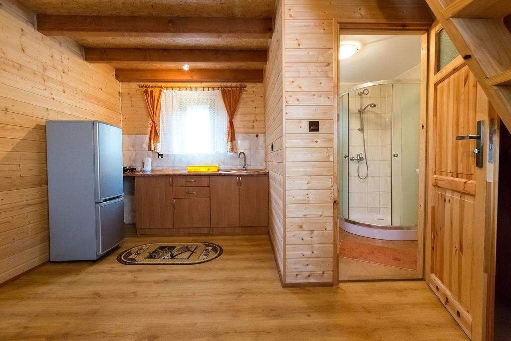 Domki Nad Solina Czarny Kot 509-797-777 外观 照片