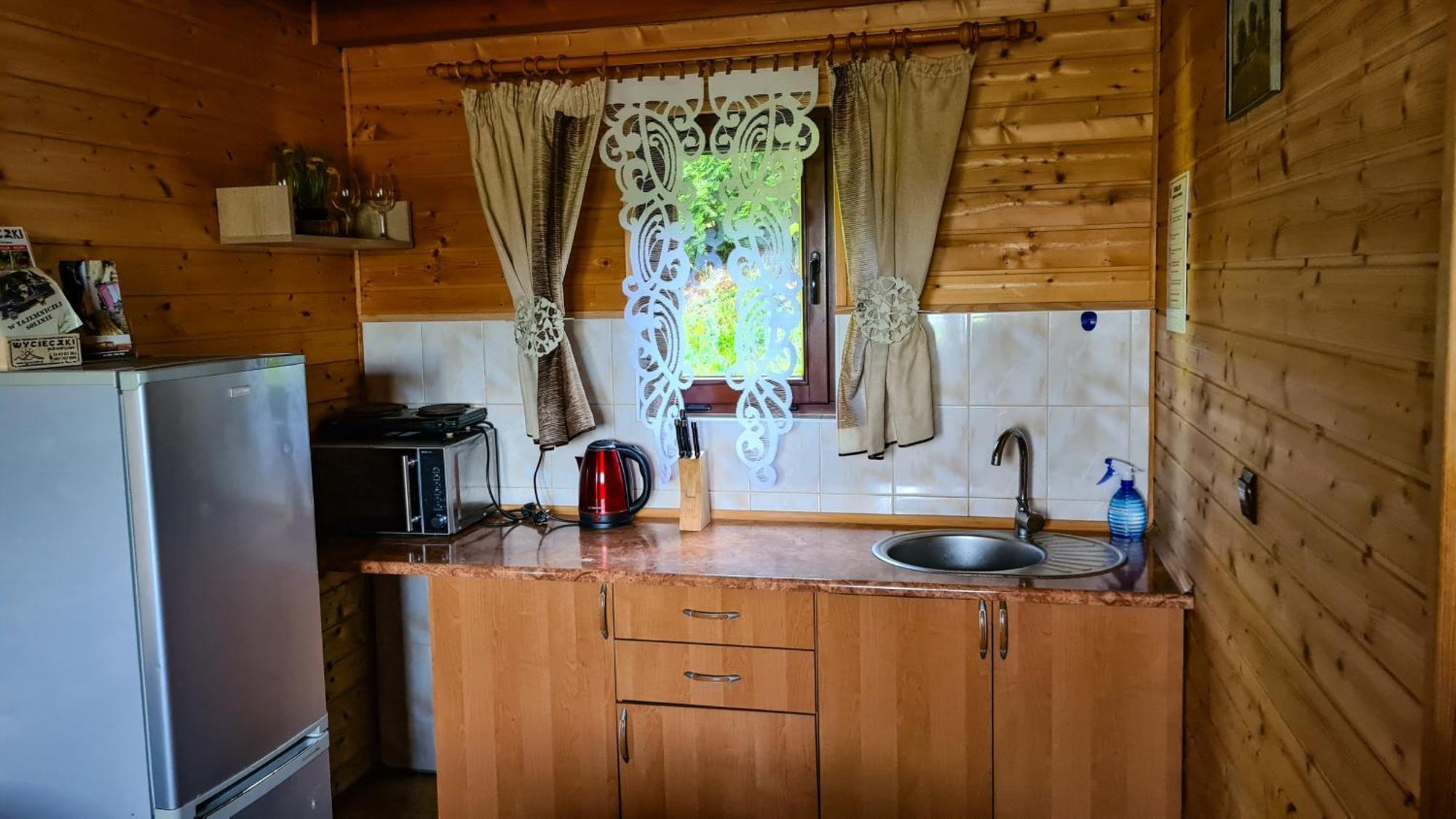 Domki Nad Solina Czarny Kot 509-797-777 外观 照片